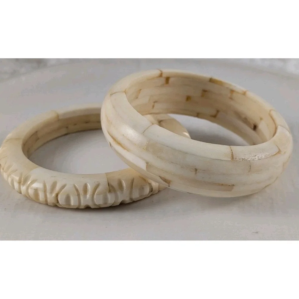 Vintage Cream Carved Bangle Bracelet Set of 2 Floral Segmented Boho